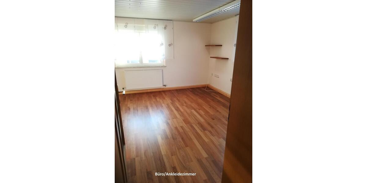 Etagenwohnung Obertrubach - 5 Zimmer, 130 m&sup2;, 1.150&euro; | Angebot:26224836