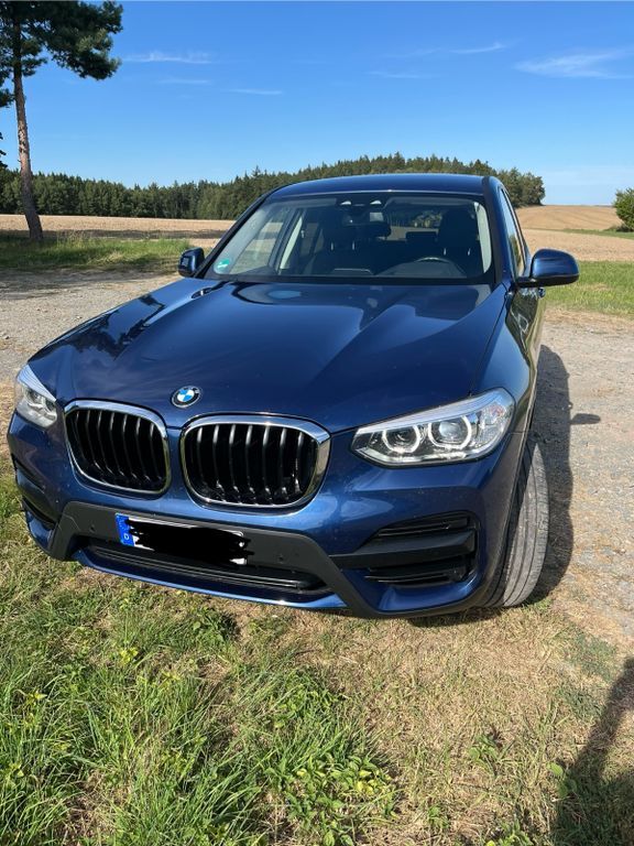 BMW X3 102.050 km 22.990 € Pausa 07952