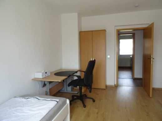 Etagenwohnung Hohenleuben Brückla - 3 Zimmer, 61 m&sup2;, 70.000&euro; | Angebot:24530842