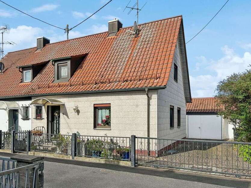 Haus zum Kaufen in Neuburg an der Donau 119.000 € 45.38 m²