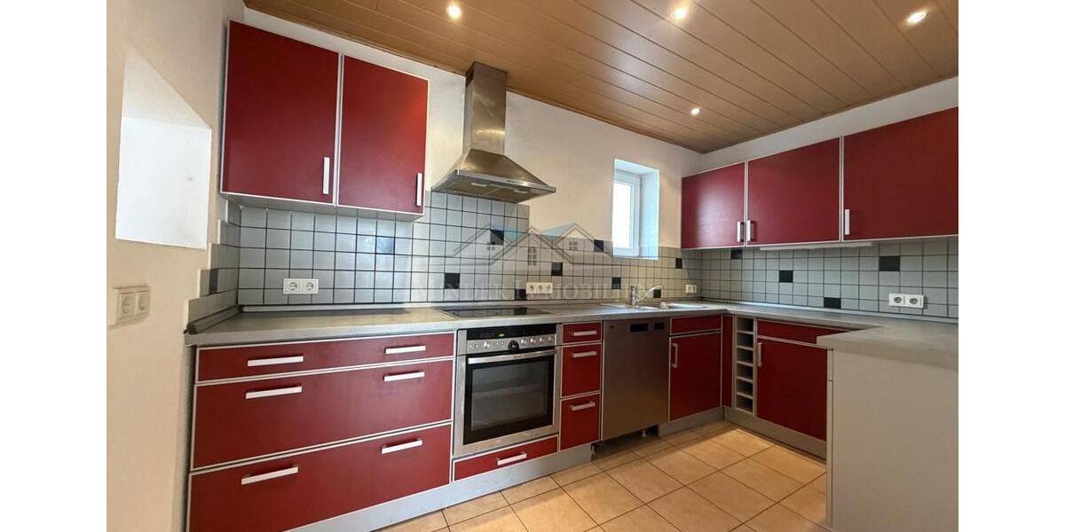 Einfamilienhaus Butzbach - 5 Zimmer, 120 m&sup2;, 1.100&euro; | Angebot:25637817