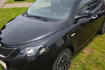 Lancia Ypsilon 6.500 km 18.990 € Villingen-Schwenningen 78052