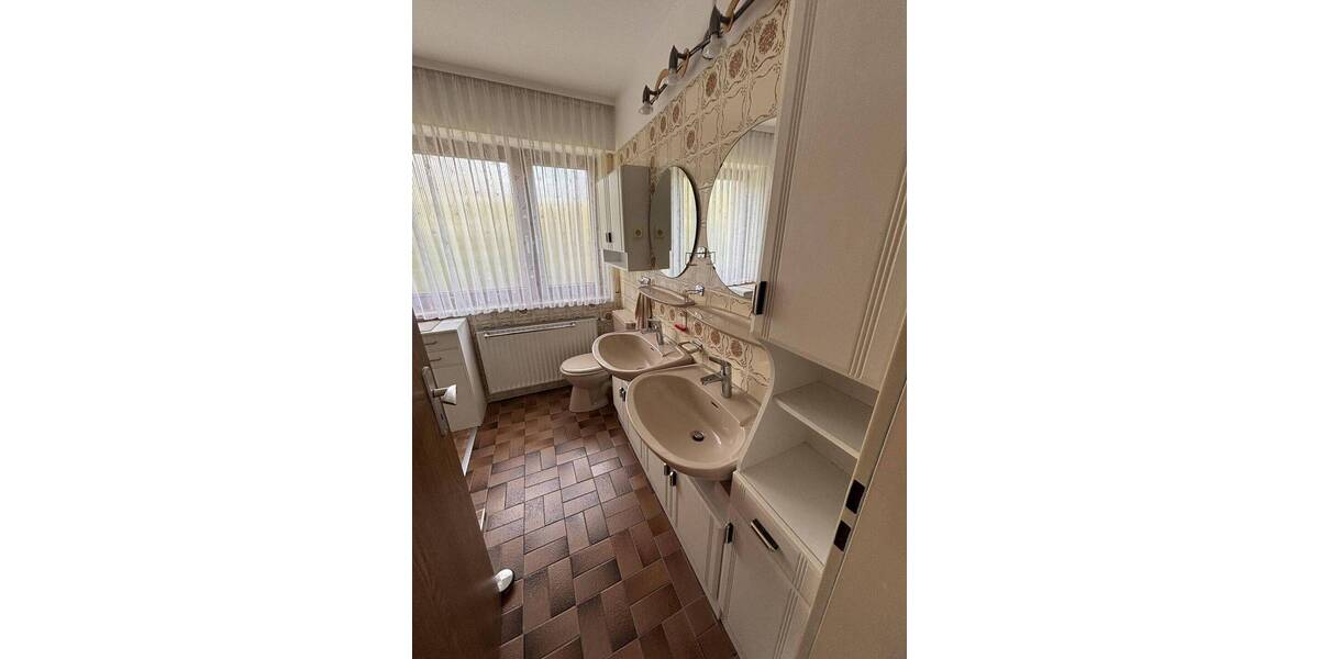 Einfamilienhaus Springe - 6 Zimmer, 119 m&sup2;, 324.000&euro; | Angebot:26344000