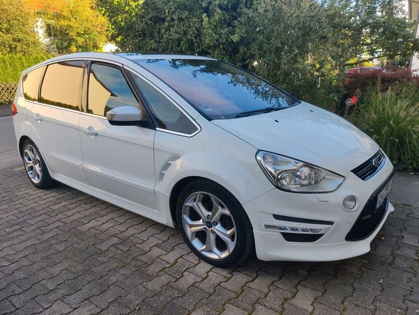 S-Max