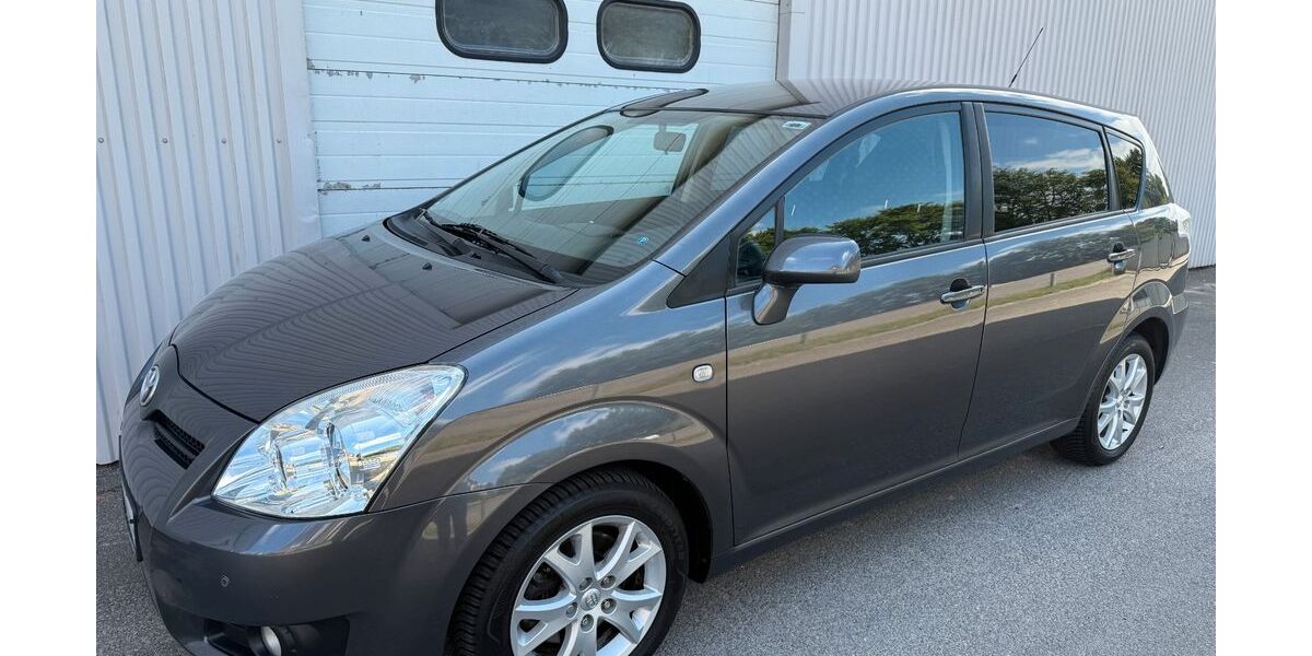 Toyota Corolla Verso 121.919 km 6.450 &euro; Neumünster 24536