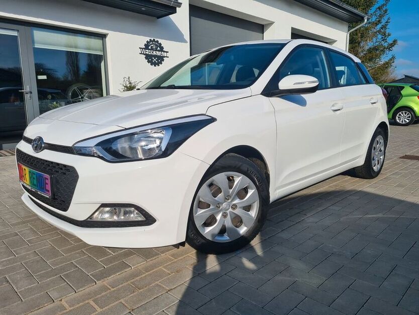 i20