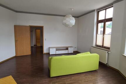 schöne und helle und zentrale 2-Zimmer-Wohnung in Stadtmitte Stadtroda´s - Wohnung Stadtroda | Angebot:27156292