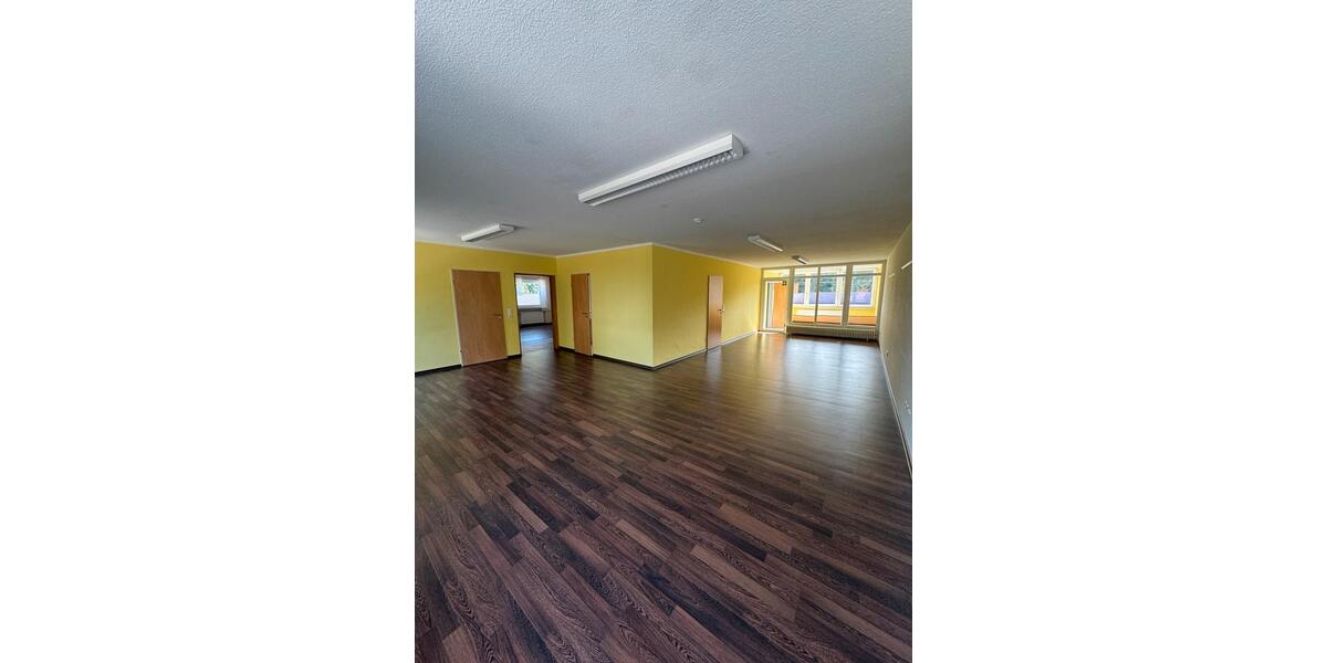 Gewerbeobjekt Großenkneten - 1.650&euro; | Angebot:22932045