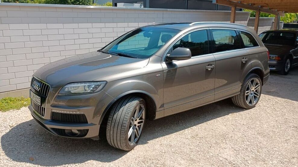 Q7