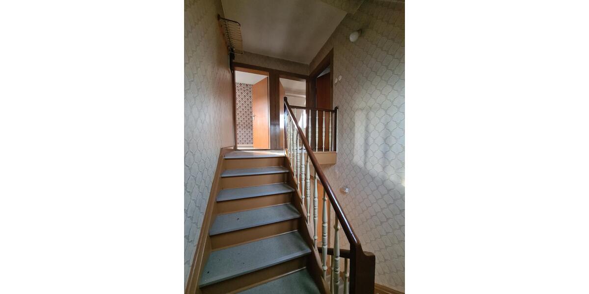 Einfamilienhaus Erbach - 7 Zimmer, 150 m&sup2;, 290.000&euro; | Angebot:26963253