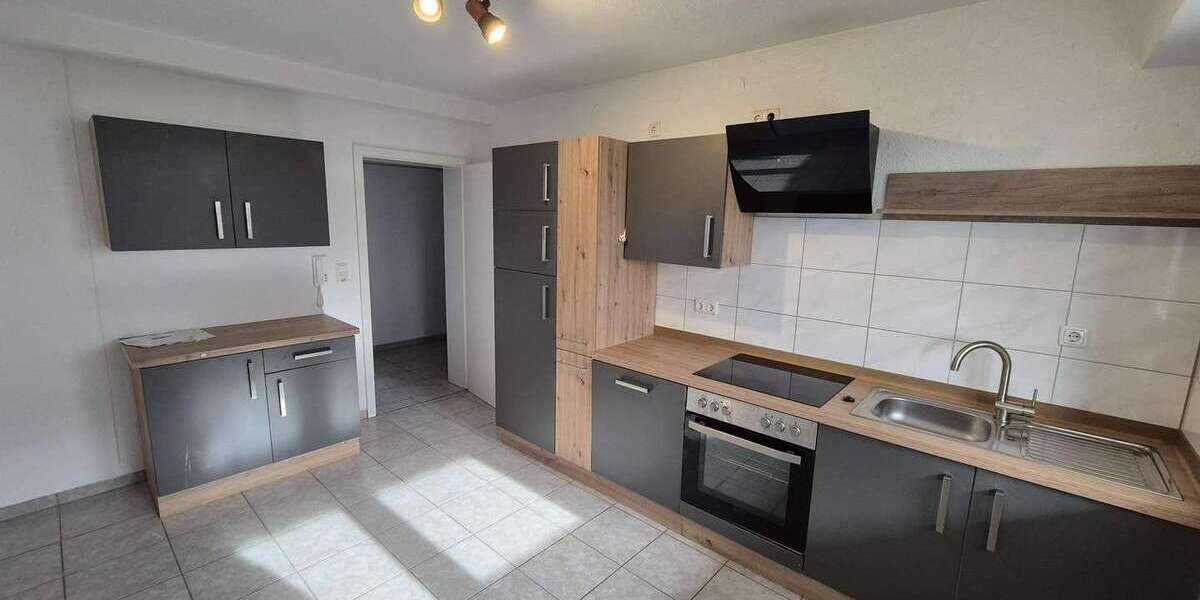 Etagenwohnung Sinntal - 3.5 Zimmer, 110 m&sup2;, 700&euro; | Angebot:27116422
