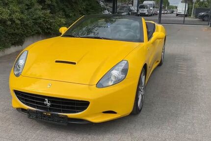 Ferrari California 31.000 km 82.999 &euro; Berlin 13581