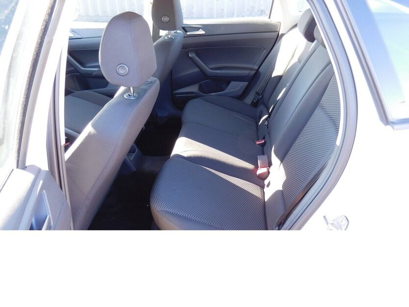 VW Taigo 1.0 TSI BMT Klima Radio ALU 17.000 km 15.990 € Vordorf 38533