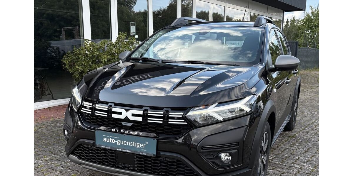 Dacia Sandero 54.951 km 15.690 &euro; Friedland 17098