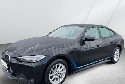 BMW i4 117.763 km 28.200 &euro; Bremerhaven 27572