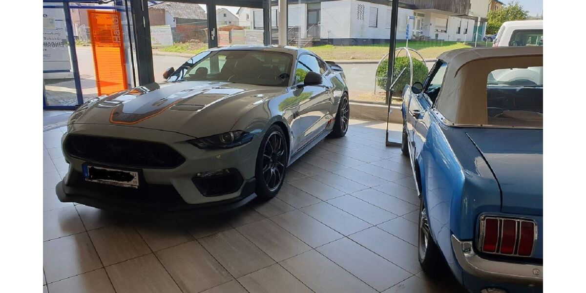 Ford Mustang 3.600 km 89.000 &euro; Niederdorfelden 61138