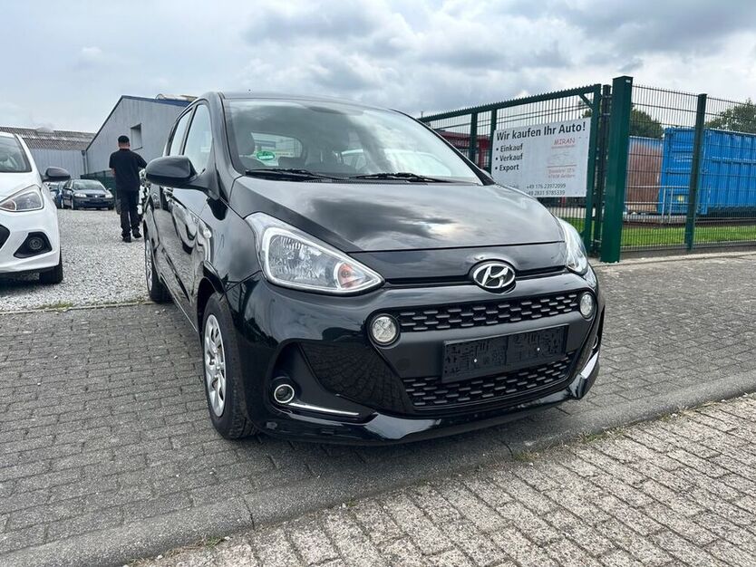 i10