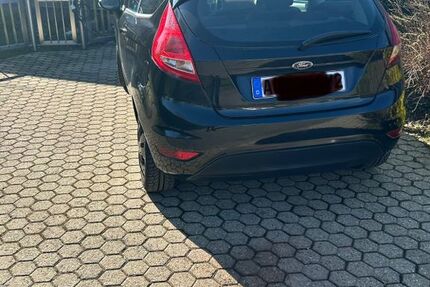Ford Fiesta 105.996 km 3.200 &euro; Aachen 52080