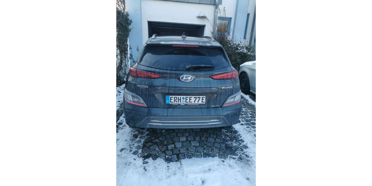 Hyundai KONA Elektro 57.000 km 19.499 &euro; Hemhofen 91334