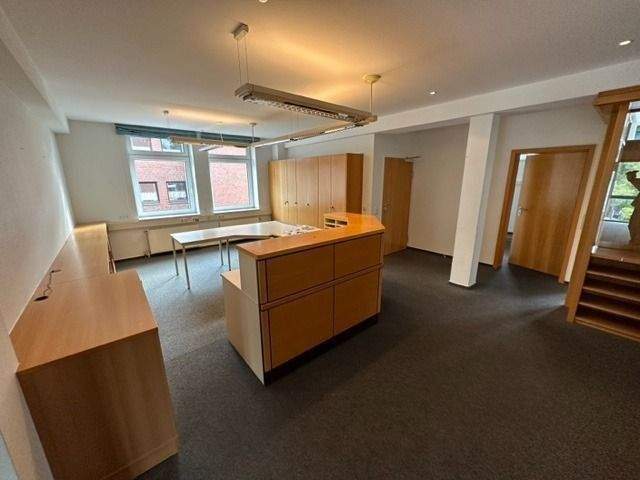 Gewerbeobjekt Harsefeld - 7 Zimmer, 190 m&sup2;, 1.805&euro; | Angebot:24974489