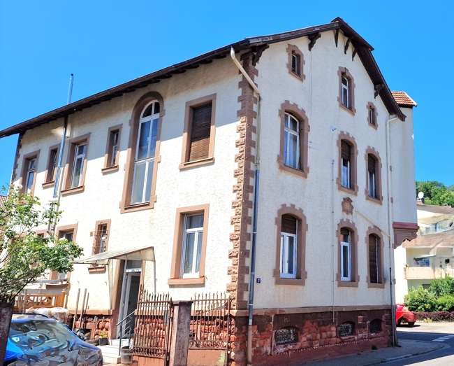 Etagenwohnung Annweiler am Trifels - 10 Zimmer, 199 m&sup2;, 159.000&euro; | Angebot:23329996