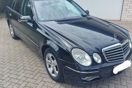 Mercedes-Benz E 280 297.000 km 4.950 &euro; Barntrup 32683