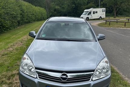 Opel Astra 220.000 km 2.200 &euro; Euskirchen 53881