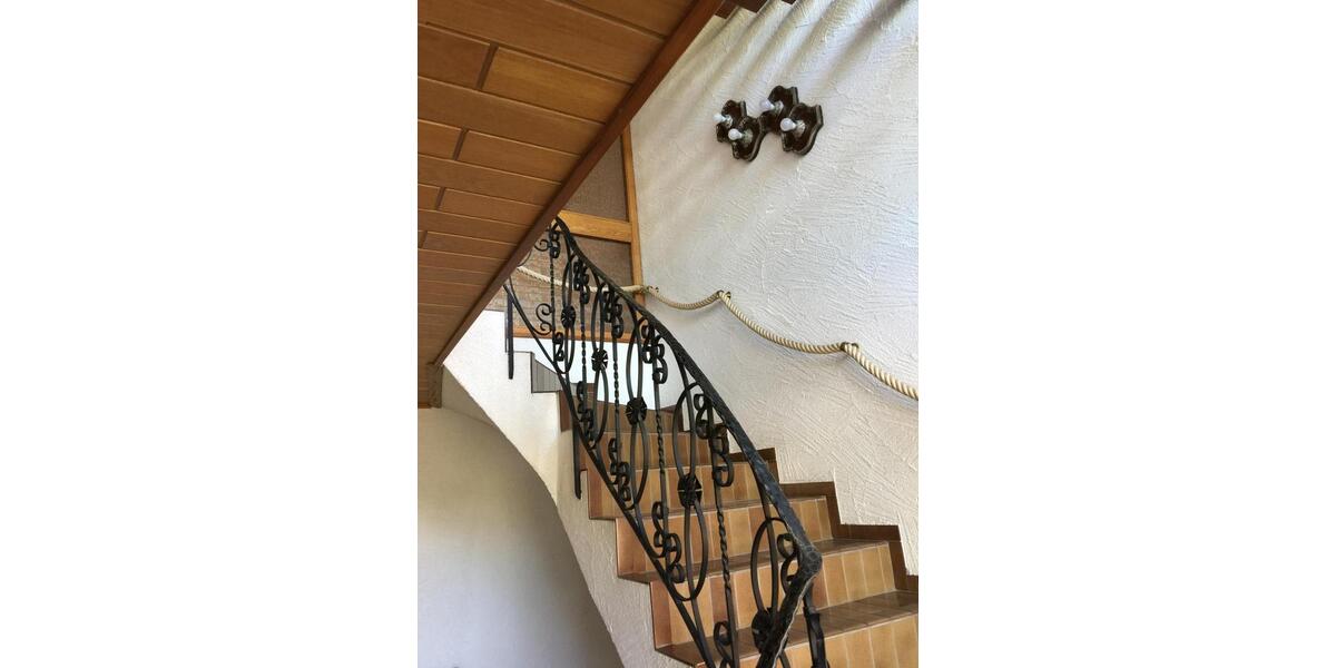 Mehrfamilienhaus, Wohnhaus Pfeffelbach - 10 Zimmer, 330 m&sup2;, 600.000&euro; | Angebot:27103252