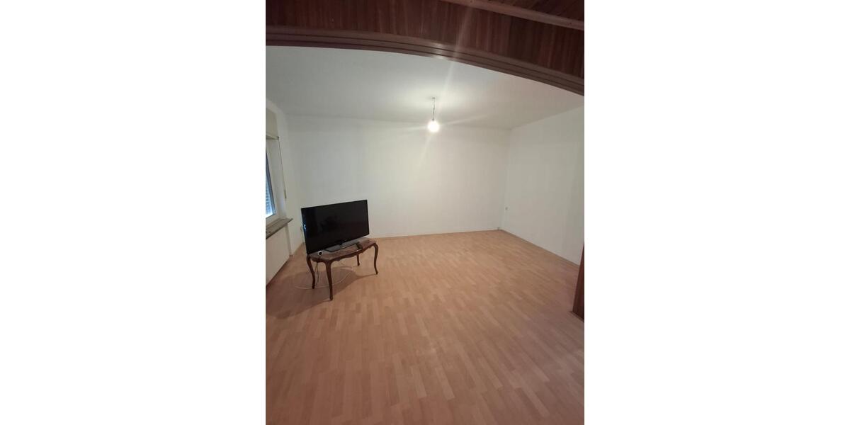 Einfamilienhaus Weiler bei Bingen - 6 Zimmer, 160 m&sup2;, 149.000&euro; | Angebot:26413379