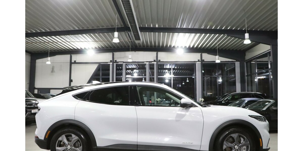 Ford Mustang Mach-E VIRTUAL+360°+NAVI+ / AHK 50.000 km 25.888 &euro; Hamm 59077