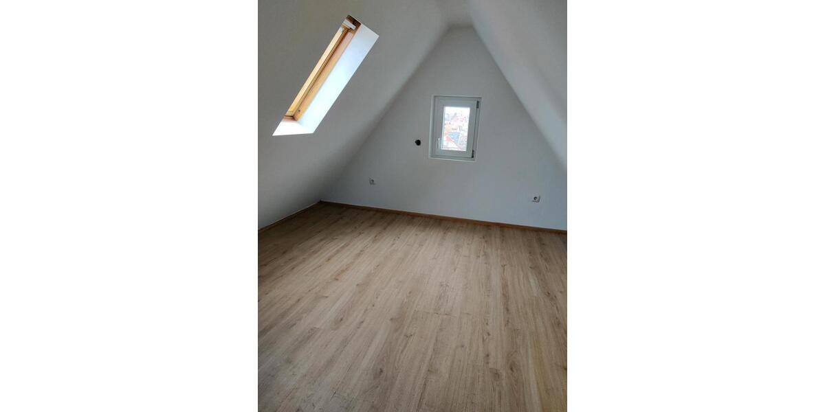Dachgeschoßwohnung Hösbach - 2 Zimmer, 55 m&sup2;, 520&euro; | Angebot:24841191