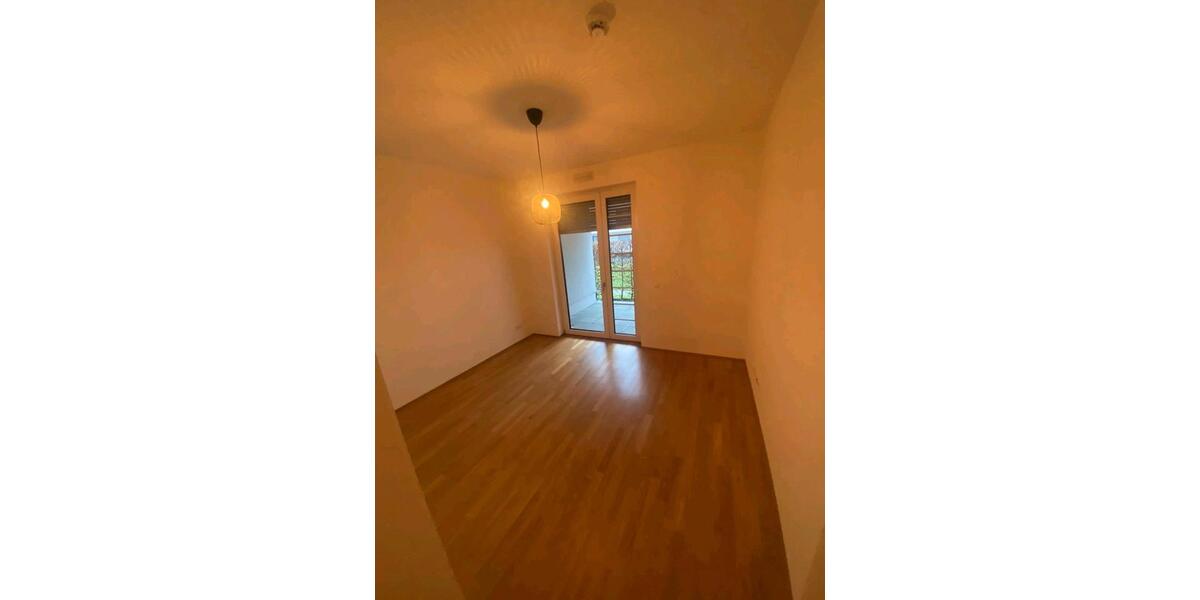 Erdgeschoßwohnung Sinsheim - 3 Zimmer, 95 m&sup2;, 1.550&euro; | Angebot:25907994