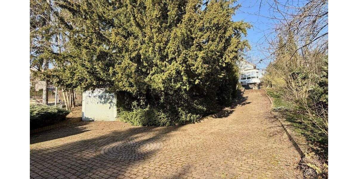 Mehrfamilienhaus, Wohnhaus Bad Sachsa - 7 Zimmer, 224 m&sup2;, 189.000&euro; | Angebot:25697817