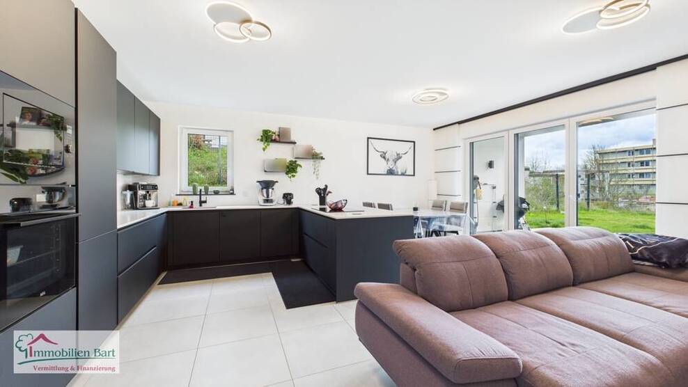 MERZIG: NEUE Wohnung MIT GARAGE UND GARTERN!
