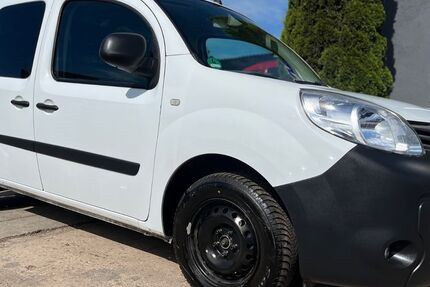 Nissan NV250 146.000 km 10.900 &euro; Stendal 39576