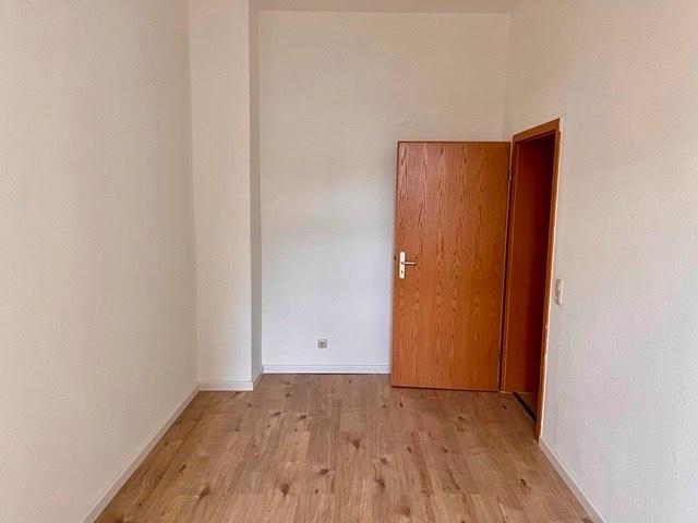 Etagenwohnung Plauen - 3 Zimmer, 75 m&sup2;, 100.000&euro; | Angebot:27083986