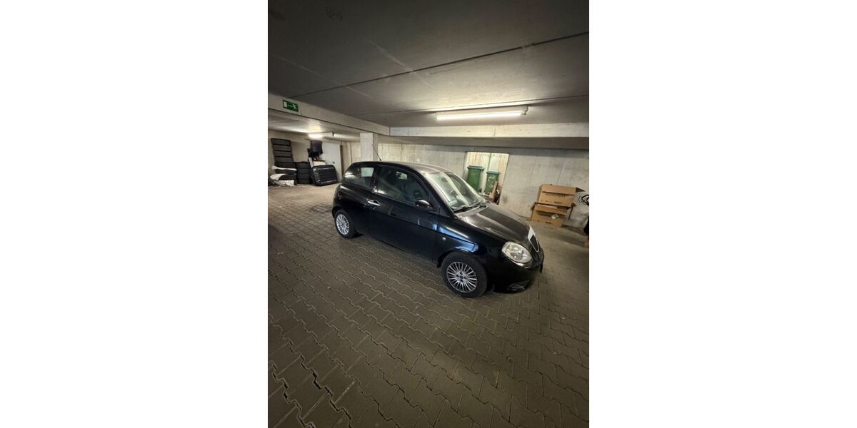 Lancia Ypsilon 53.000 km 3.399 &euro; Kornwestheim 70806