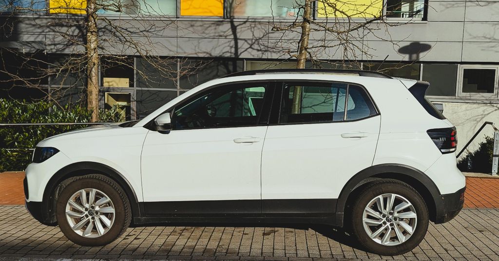 VW T-Cross 132.000 km 16.200 &euro; Duisburg 47269