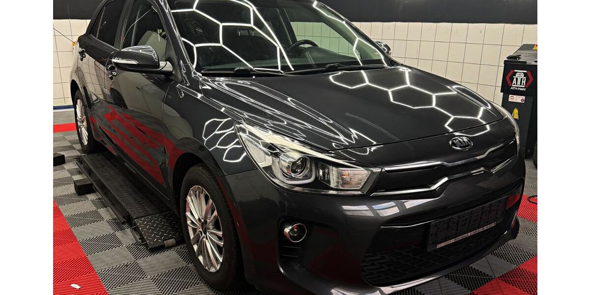 Kia Rio 92.822 km 9.999 &euro; Nürnberg 90408