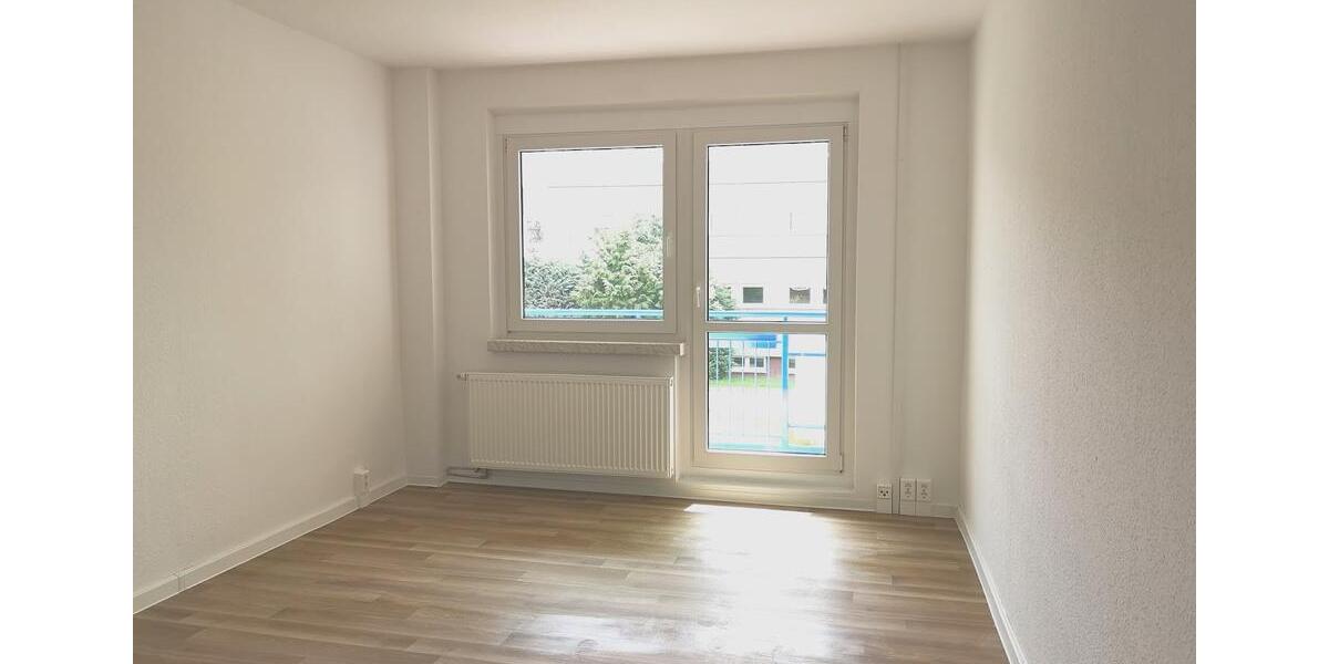 Erdgeschoßwohnung Döbeln - 1 Zimmer, 33 m&sup2;, 220&euro; | Angebot:26479897