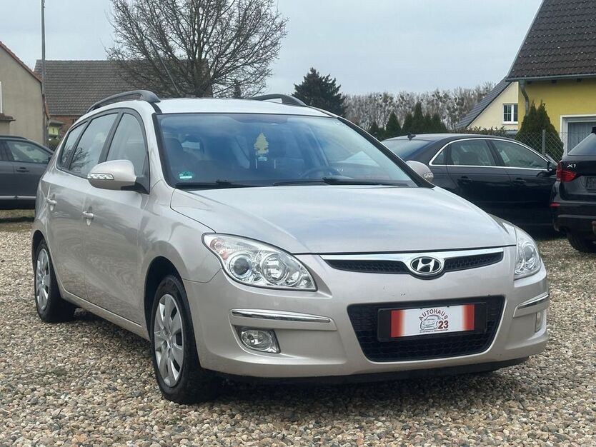 Hyundai i30 185.000 km 4.599 € Trebbin 14959