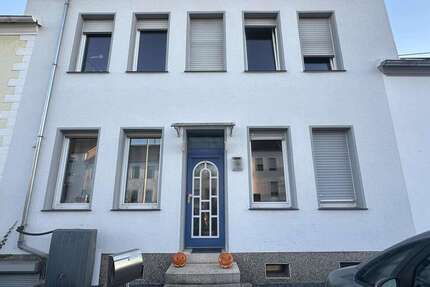 Haus Schwalbach - 5 Zimmer, 125 m&sup2;, 195.000&euro; | Angebot:26300814