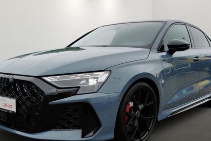 Audi RS3 2.000 km 70.960 &euro; Wittlich 54516
