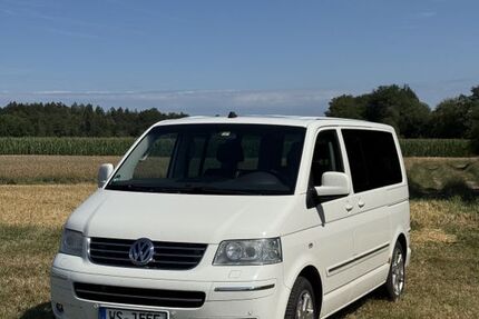 VW T5 Multivan 302.000 km 8.500 &euro; Edling 83533