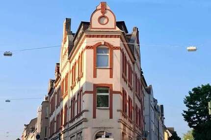 Wohnung zum Mieten in Essen 875 € 97 m² 5.5 zimmer