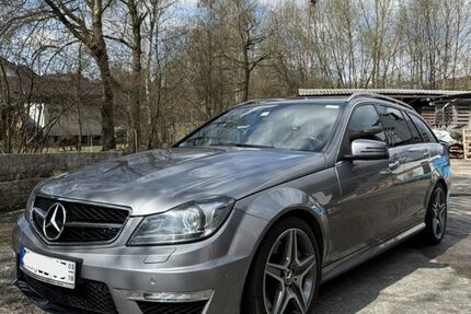 Mercedes-Benz C 63 AMG 82.092 km 42.500 &euro; Tann 84367