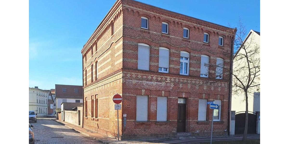 Einfamilienhaus Wittenberge - 8 Zimmer, 176 m&sup2;, 180.000&euro; | Angebot:25406052