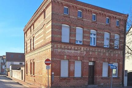 Haus Wittenberge - 6 Zimmer, 137 m&sup2;, 180.000&euro; | Angebot:25406052