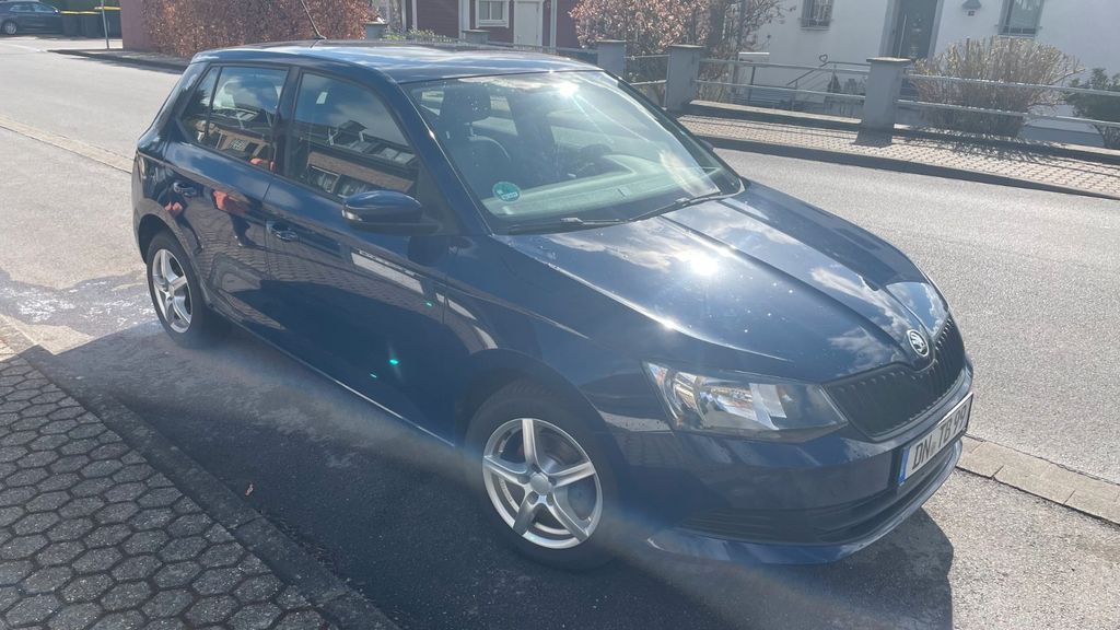 Skoda Fabia 140.000 km 5.300 &euro; Düren 52355