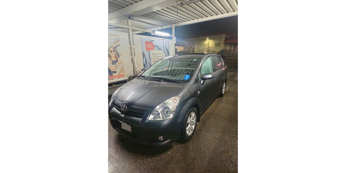 Toyota Corolla Verso 127.523 km 5.995 &euro; Weißenthurm 56575